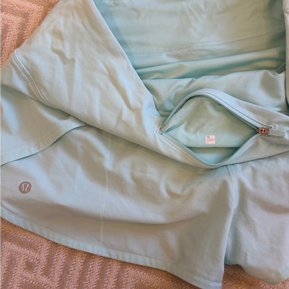 lululemon speed up high rise shorts 2.5” - Picture 4 of 5